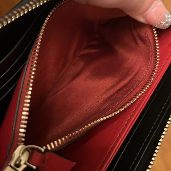 Beautiful Valentino wallet - Picture 10 of 14